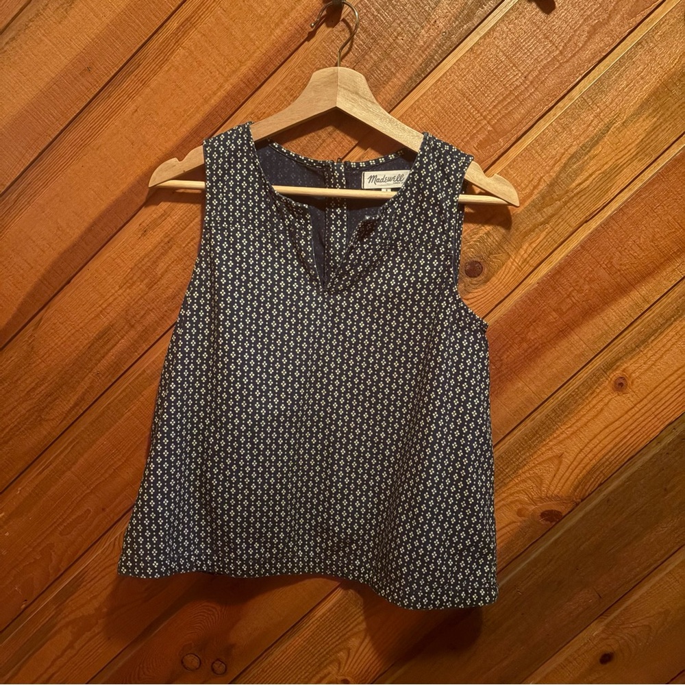 Madewell v neck Blue and white Navy Sleeveless cotton Blouse/top